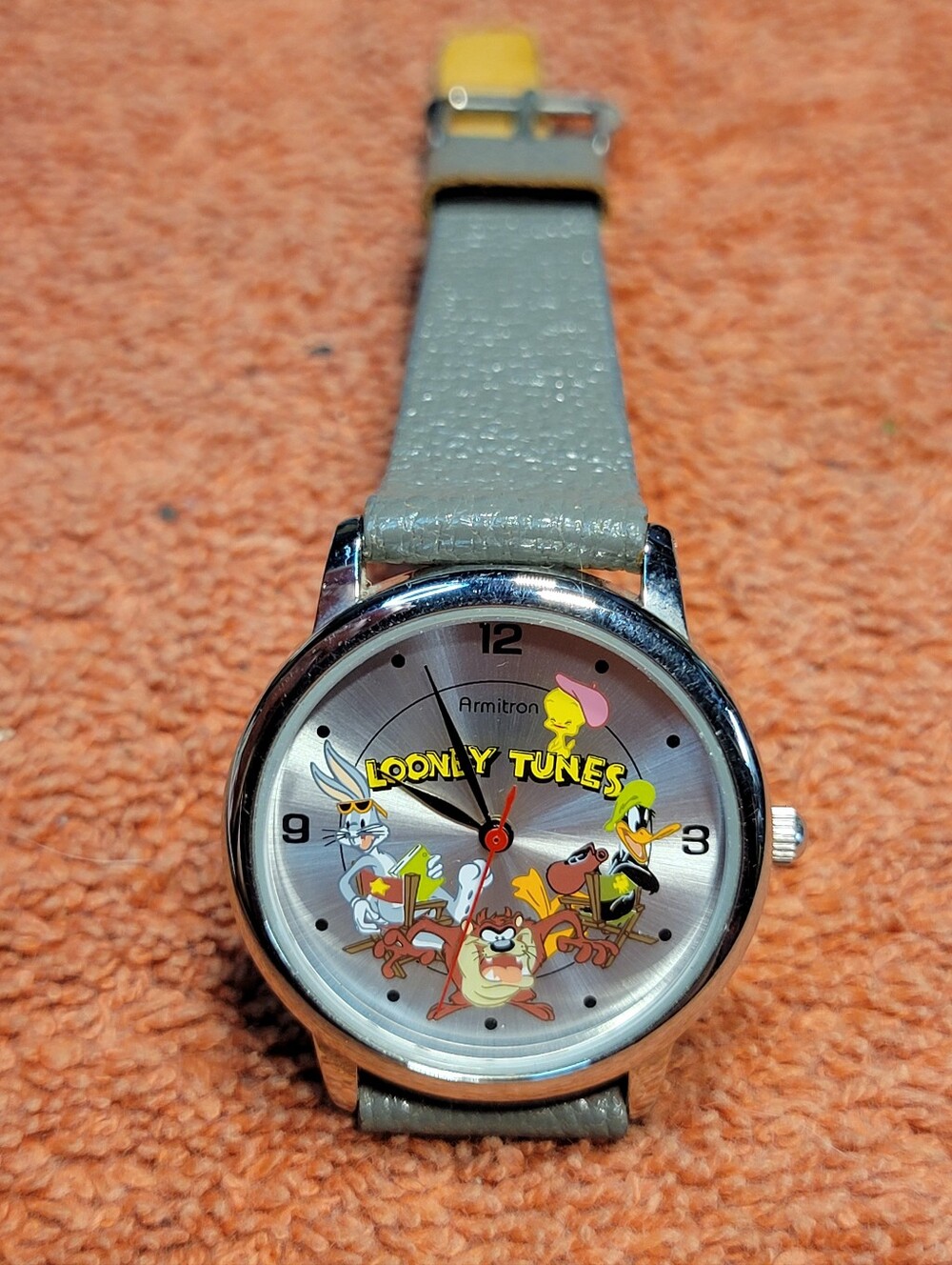 Vintage Armitron Looney Tunes watch, in great shape new battery